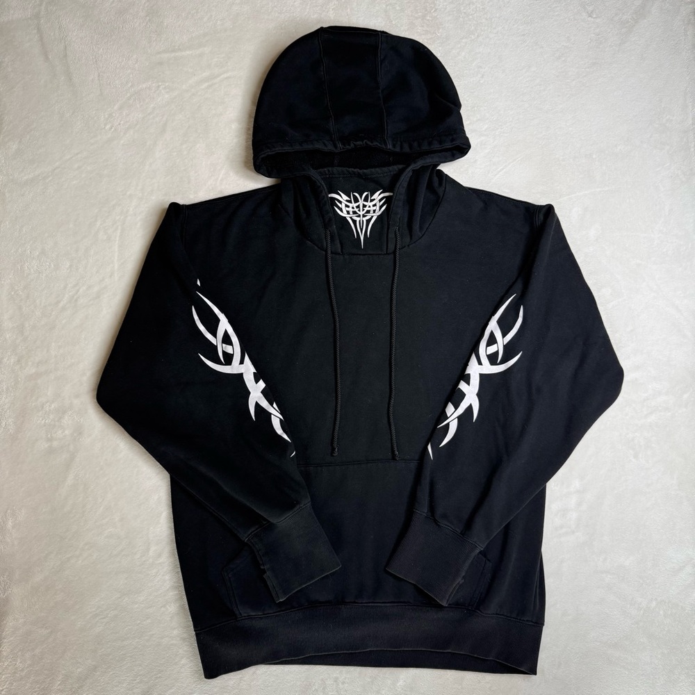 Current Mood Sinners Black Hoodie Tribal Tattoo Print Pullover Men’s Size Small